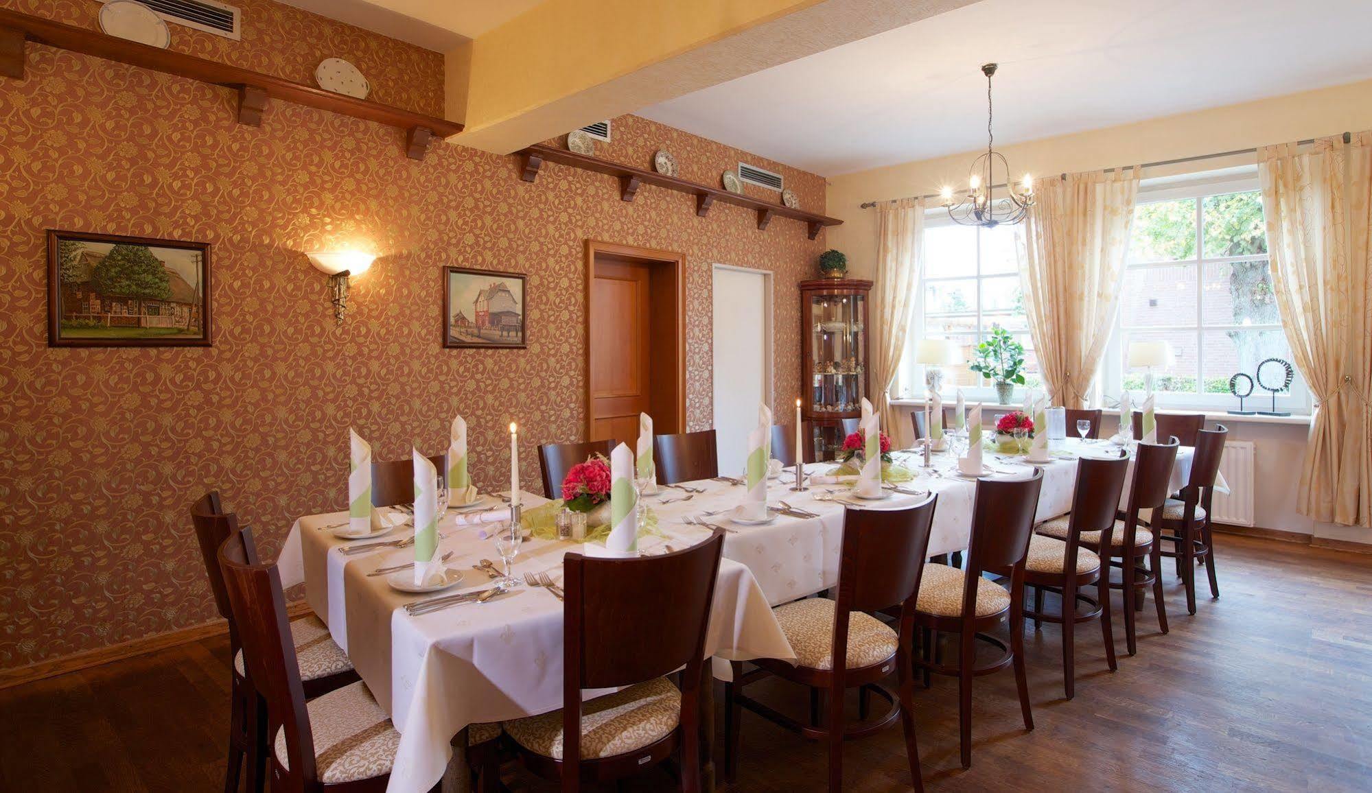 Hotel Weinbek à Fockbek Extérieur photo